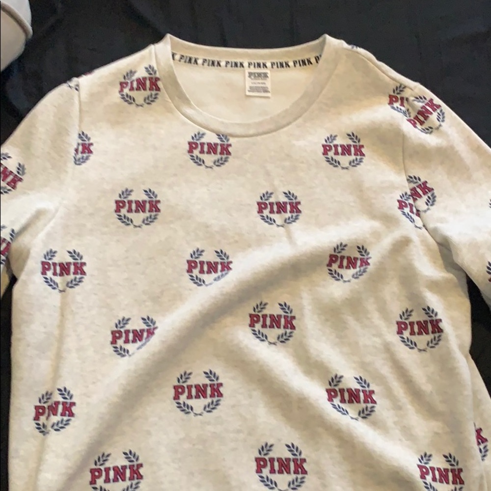 PINK Sweatshirt